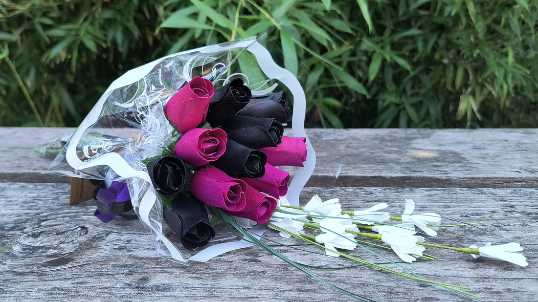 Halloween Black and Violet Wooden Rose Flower Bouquet - The Original Wooden Rose