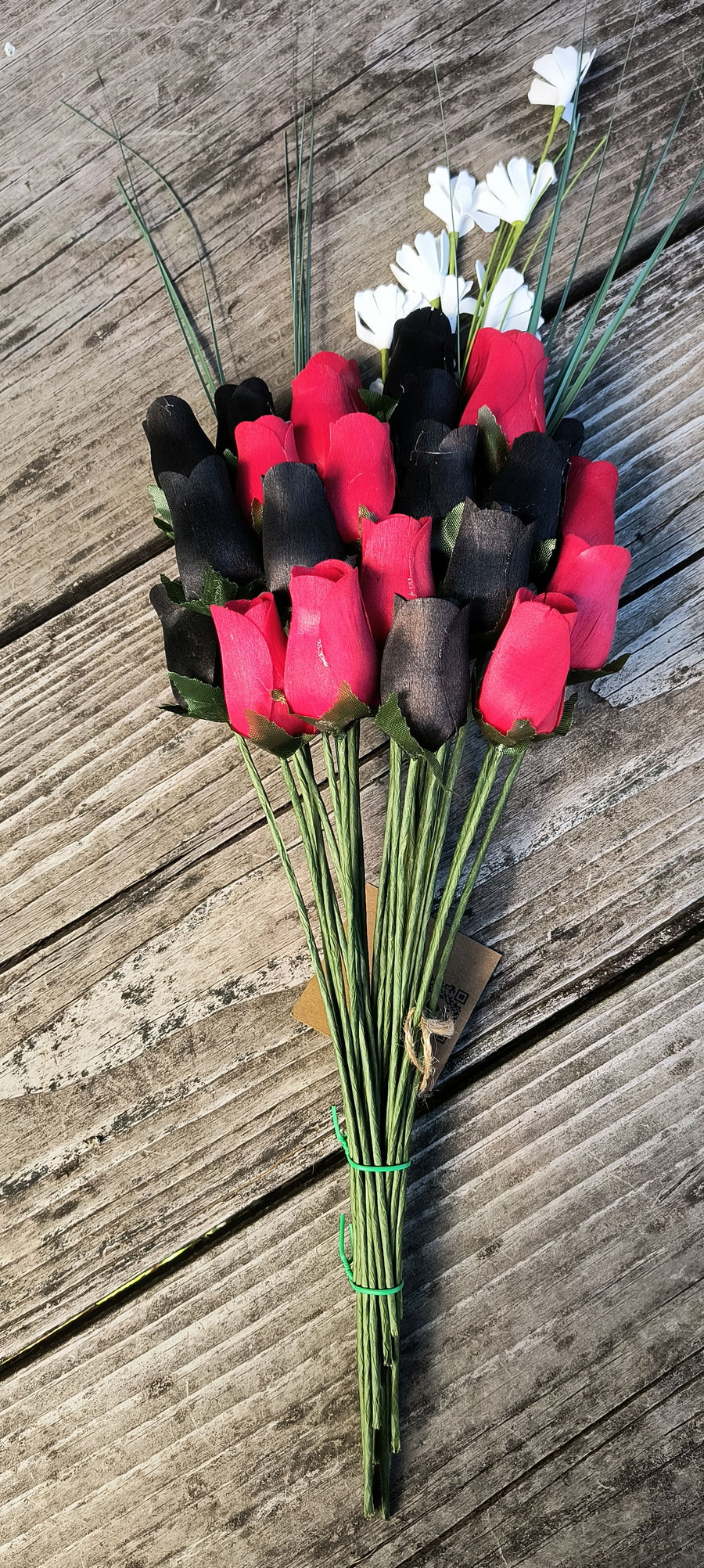 Black and Red Wooden Rose Flower Bouquet - The Original Wooden Rose