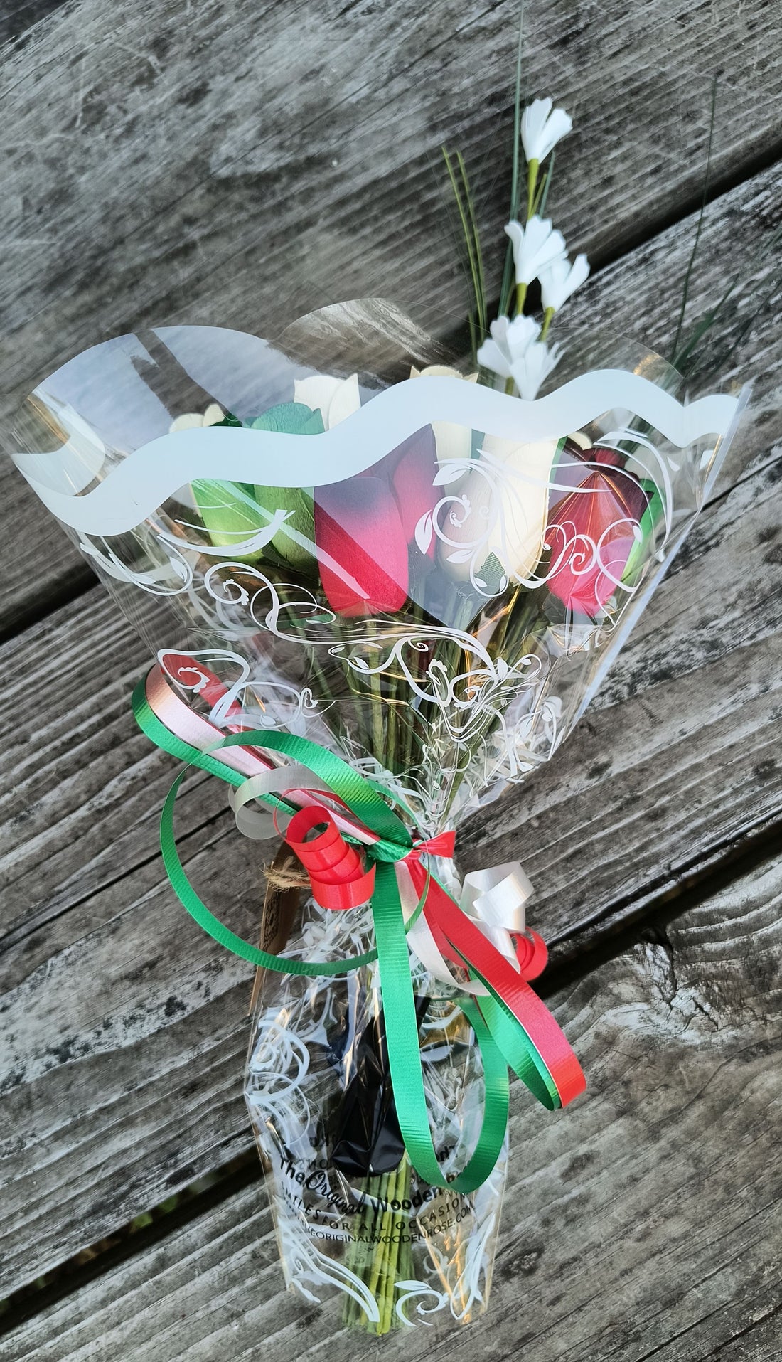 Primitive Christmas Wooden Rose Flower Bouquet - The Original Wooden Rose