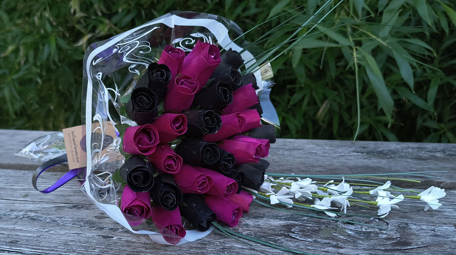 Halloween Black and Violet Wooden Rose Flower Bouquet - The Original Wooden Rose