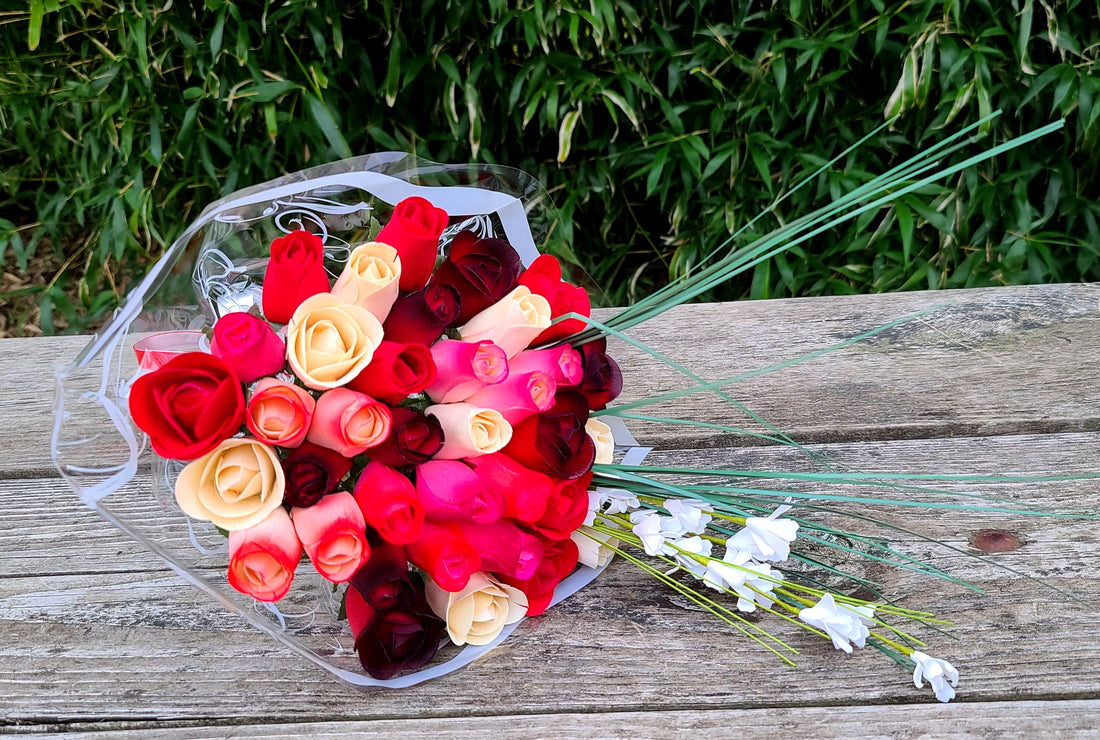 Deluxe Red Passion Wooden Rose Flower Bouquet - The Original Wooden Rose