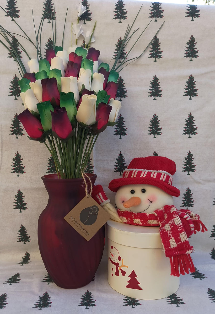 Primitive Christmas Flower Bouquet - The Original Wooden Rose