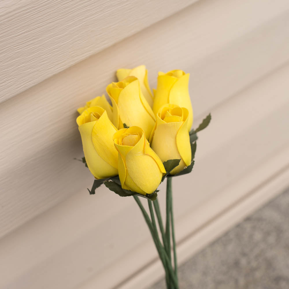 How to growing yellow roses from flower buds